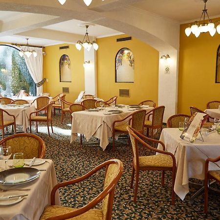 Hotel Torremayor Lyon ซานติอาโก ภายนอก รูปภาพ